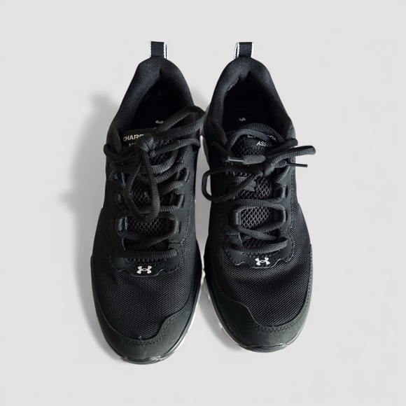 Black and White Women's UA Charged Assert 9 Running Shoes size 9.5 - Picture 4 of 7